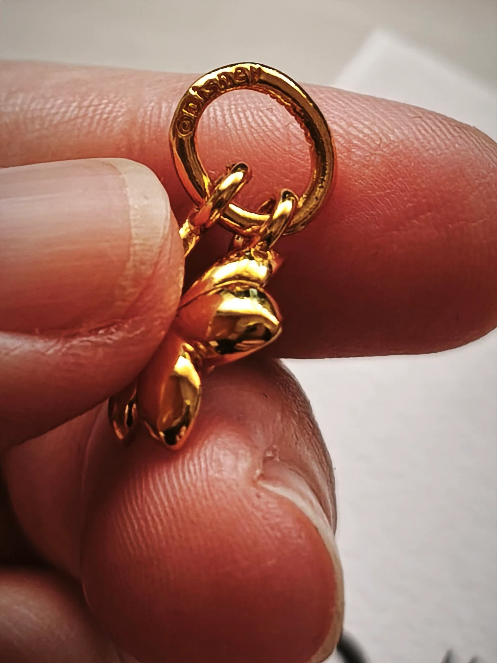 Charm flor Vaiana rosa e dourado – photo 5